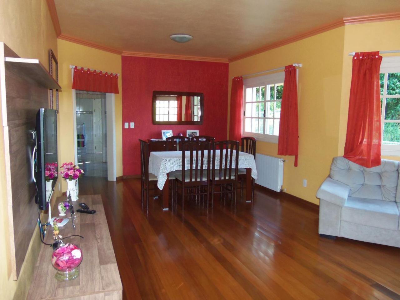 Casa Ampla Com Comodos Confortaveis Gramado Luaran gambar